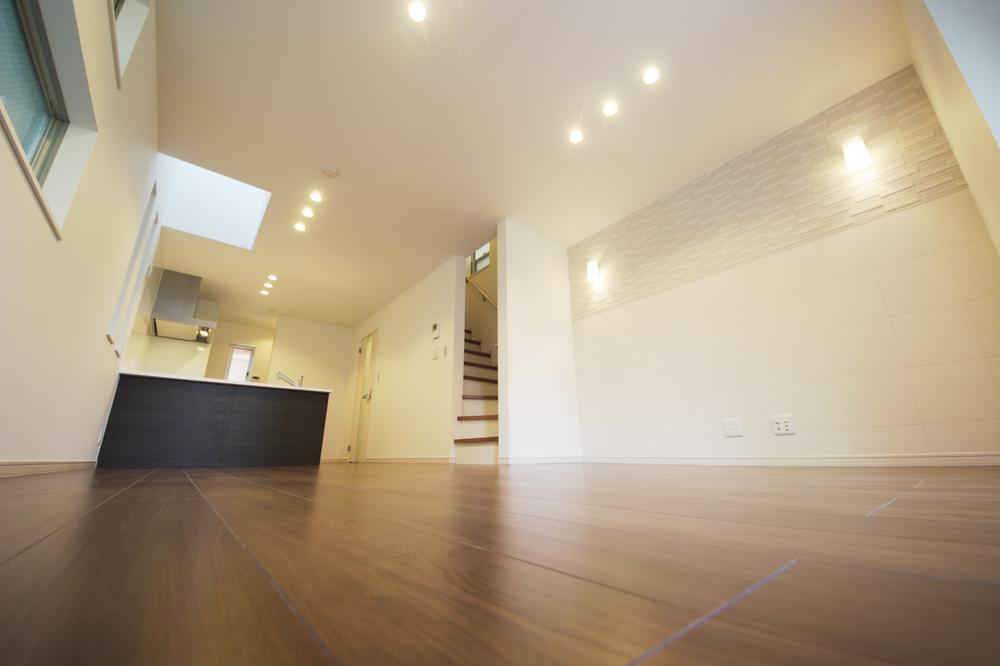 Living. A Building LDK (gas floor heating equipped)