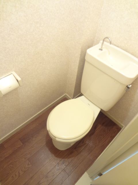 Toilet