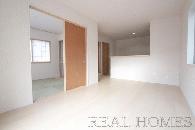 Living. Indoor (12 May 2013) Shooting B Building