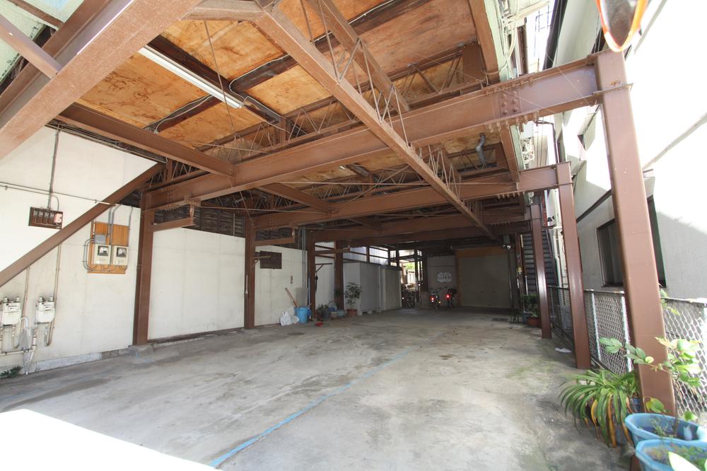 Other local. Local (09 May 2013) Shooting