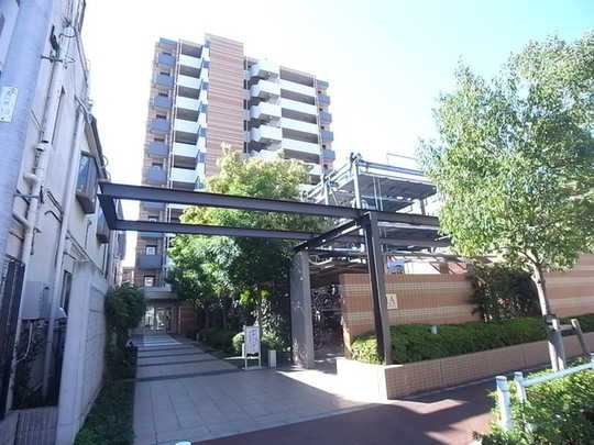 Local appearance photo