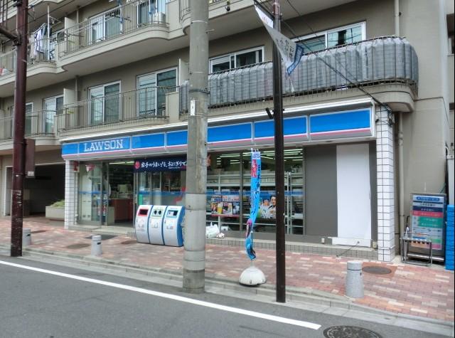 Convenience store. 438m until Lawson Narimasu north exit dori