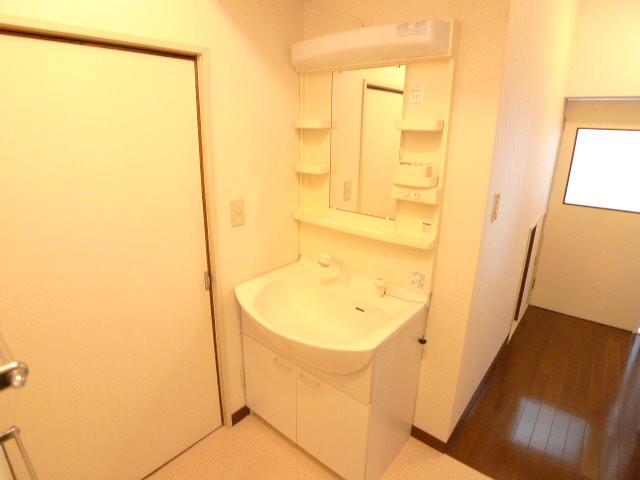 Washroom. Rakuchin morning of bedhead fix because shampoo dresser