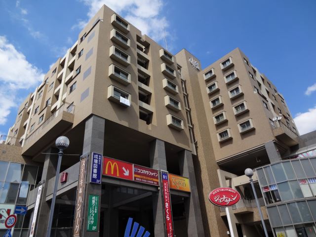 library. Narimasu 630m until the library (library)