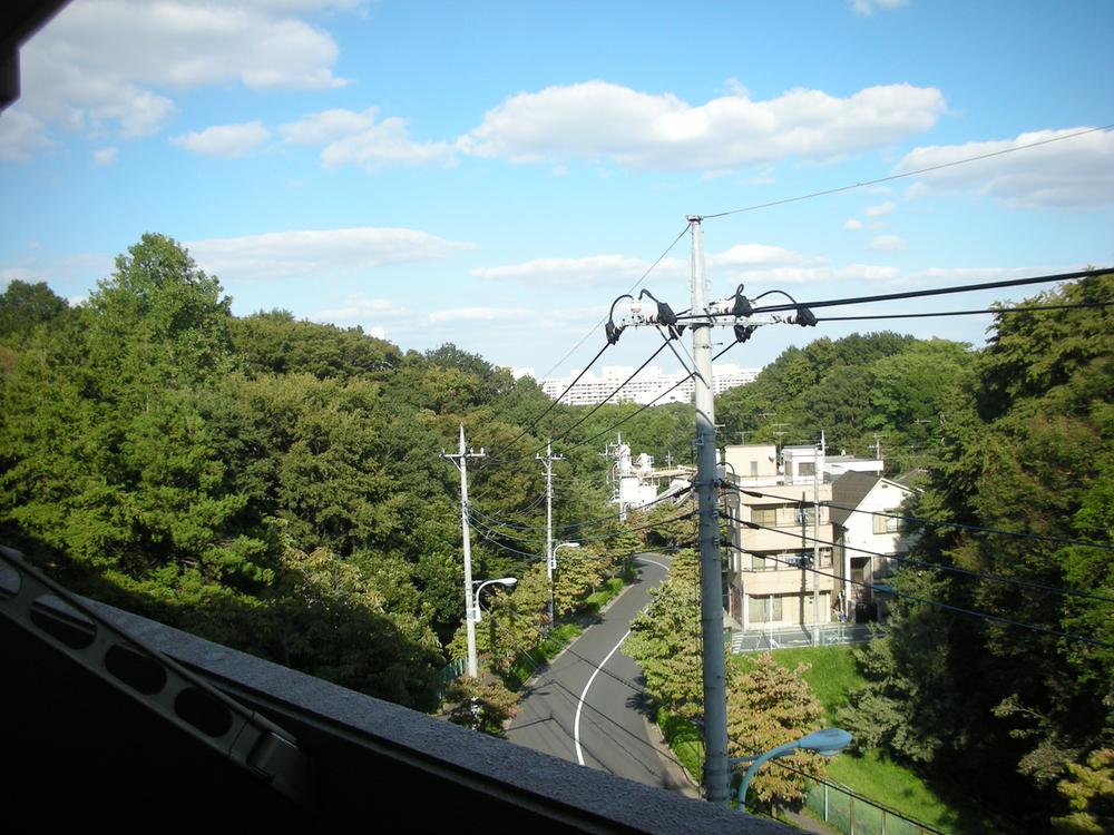 View photos from the dwelling unit. View from the site (October 2013) Shooting