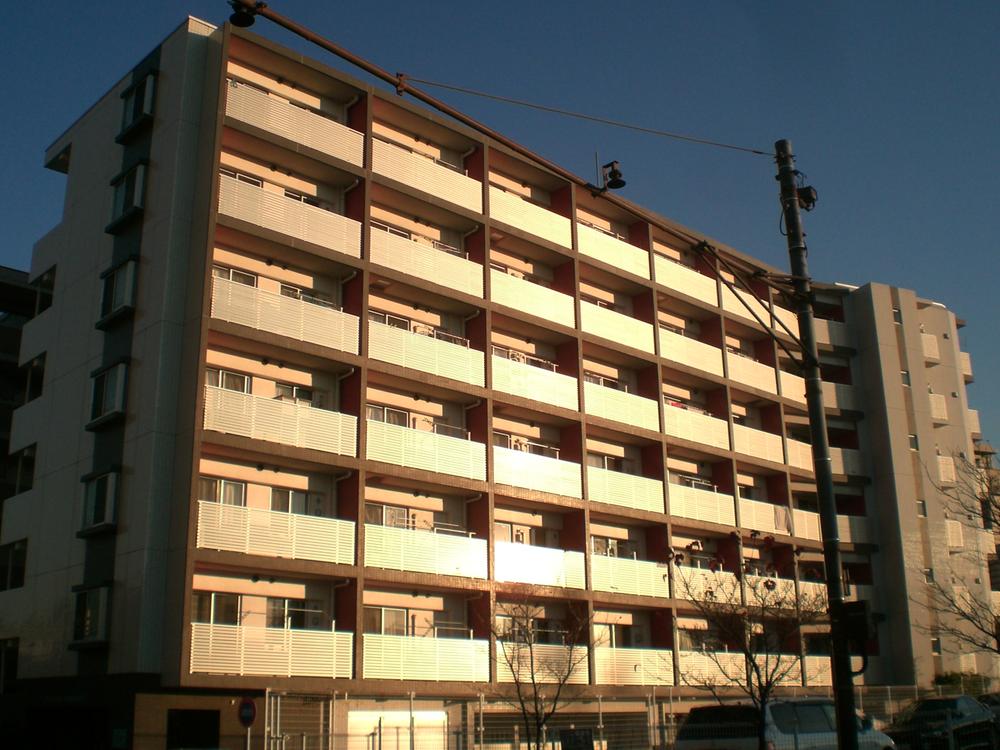 Local appearance photo. Local (12 May 2013) Shooting