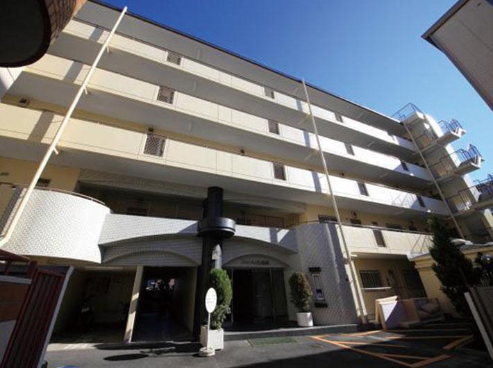 Local appearance photo. Administrative expenses: 13430 yen / Month repair reserve: 9140 yen / Month Bicycle: 100 yen ~ 200 yen / Month