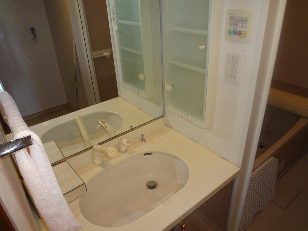 Living. Indoor (12 May 2013) Shooting