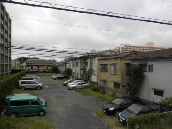 View photos from the dwelling unit