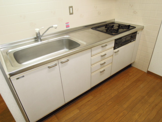 Kitchen. 3-neck system Kitchen