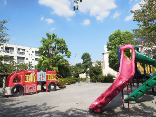 park. 60m to Johoku park (park)