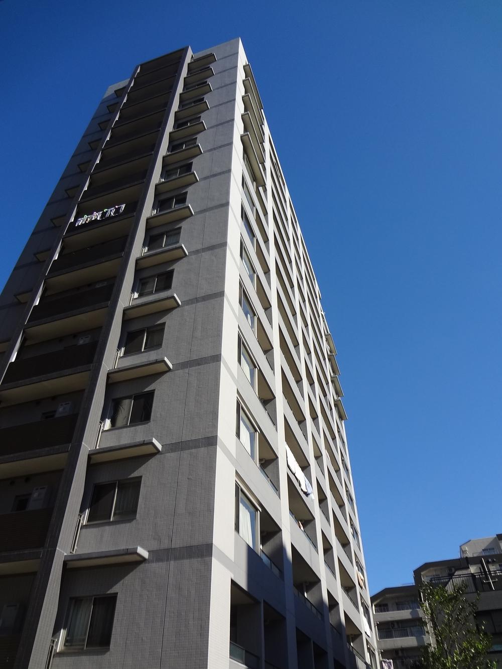 Local appearance photo. Local (12 May 2013) Shooting