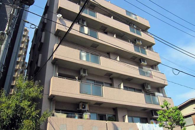 Local appearance photo. Local (11 May 2013) Shooting