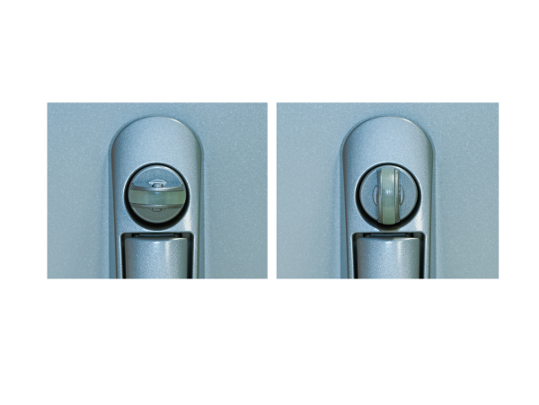 Security.  [Crime prevention type thumb turn] Crime prevention type thumb turn is, The modus operandi of the thumb once, It has become the unlocking difficult mechanism. (Same specifications)