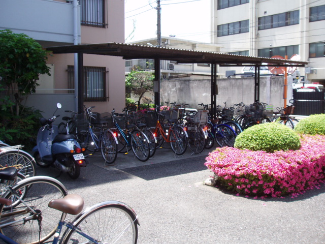 Other common areas. ● Bicycle-parking space