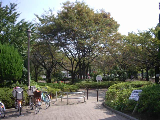 park. 274m until Johoku park