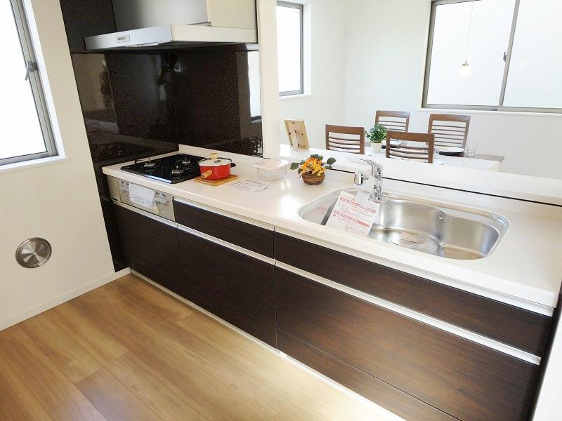 Kitchen. Kitchen (B Building)