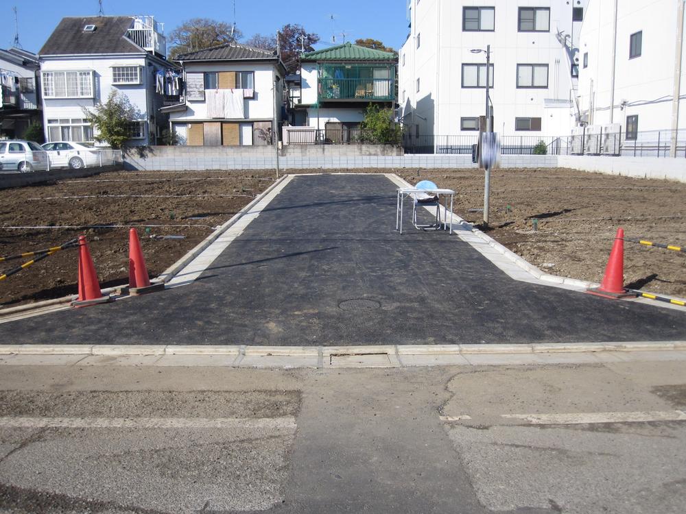 Local appearance photo. Local (11 May 2013) Shooting