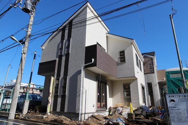 Local appearance photo. Local (11 May 2013) Shooting