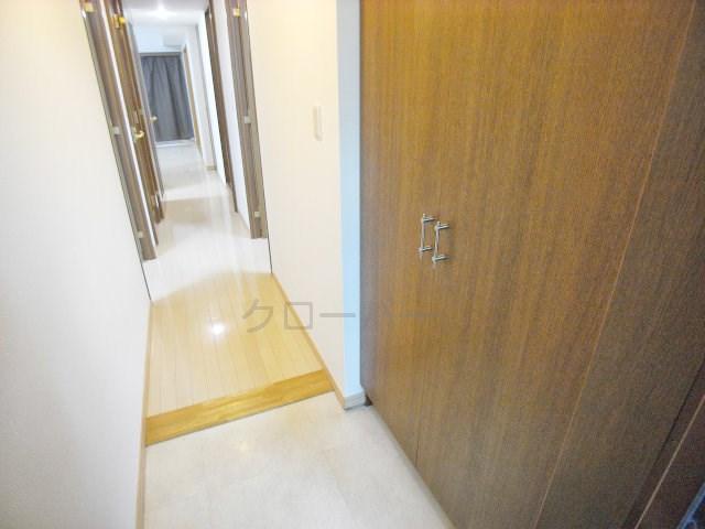 Entrance. The room from the front door