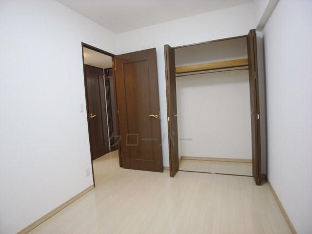 Receipt. Western style room closet