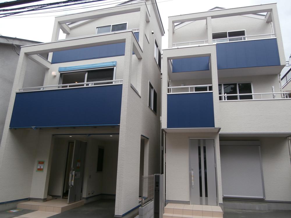 Local appearance photo. Local (10 May 2013) Shooting