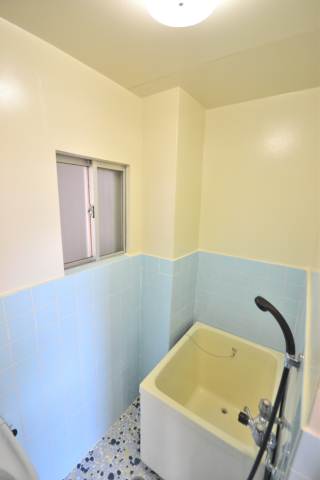 Bath.  ※ The photograph is in a separate room