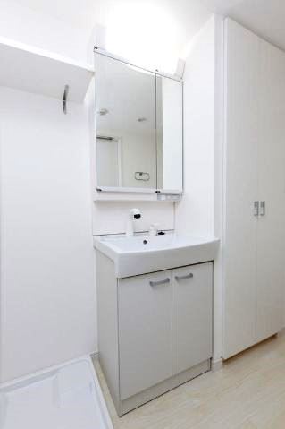 Washroom. Rukusheru Tokiwadai.