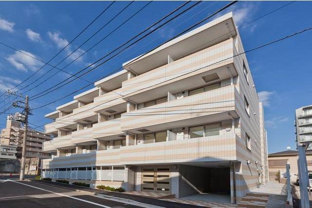 Building appearance. Rukusheru Tokiwadai.