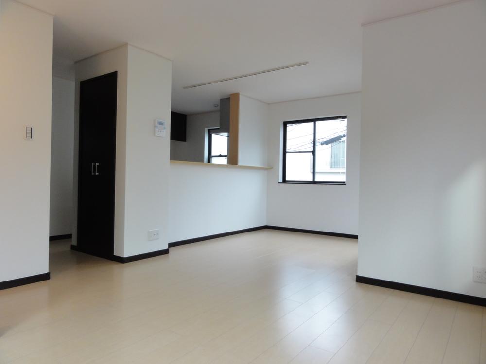 Living. Building 3 Living