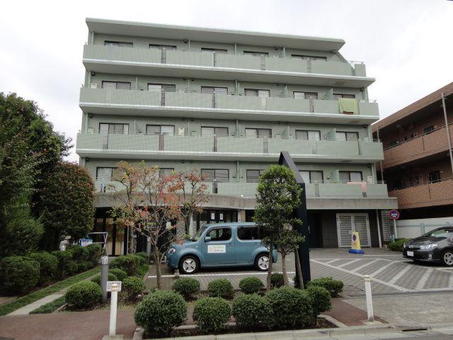 Local appearance photo. tube Management Fee: 10,000 yen / Month repair reserve: 13,830 yen / Month wired fee: 1,500 yen / Month