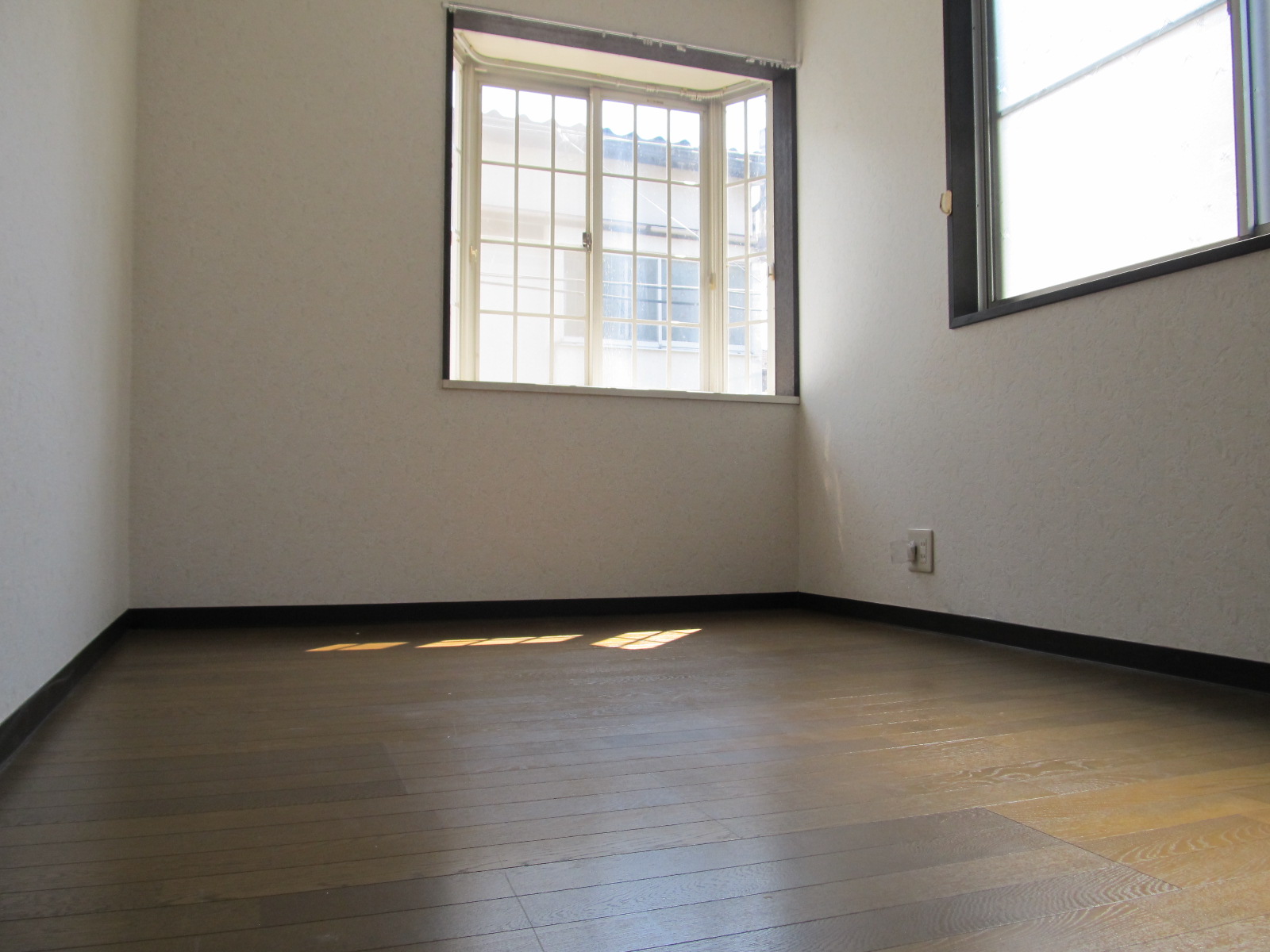 Other room space. 2 Kaiyoshitsu