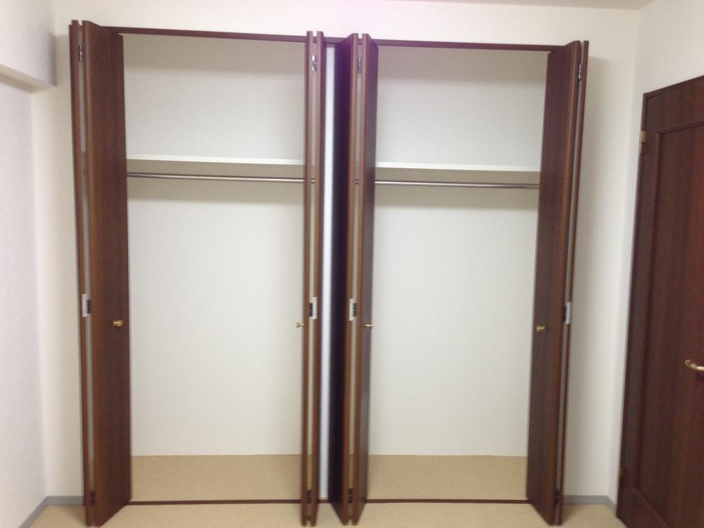 Receipt. Western-style housing