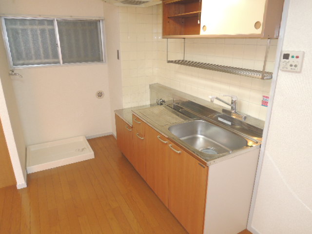 Kitchen. Gas stove installation Allowed