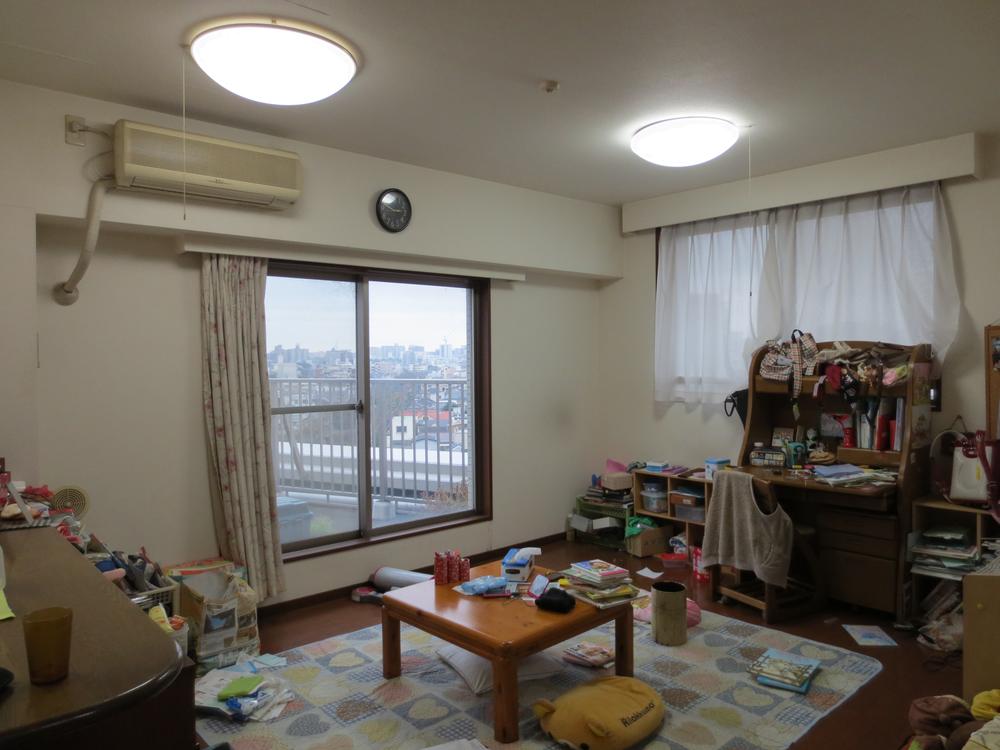 Living. Indoor (11 May 2013) Shooting