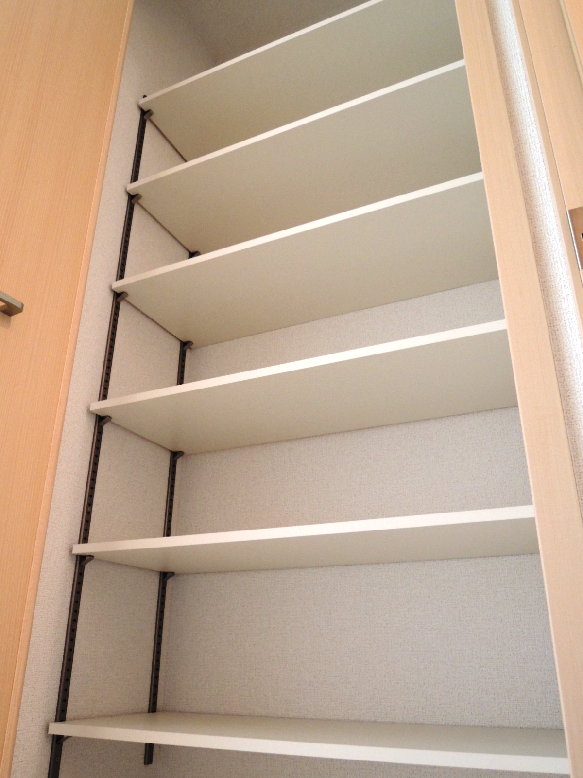 Receipt. Compartment