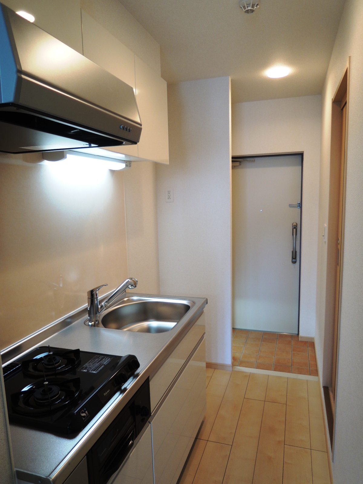 Kitchen. A spacious kitchen