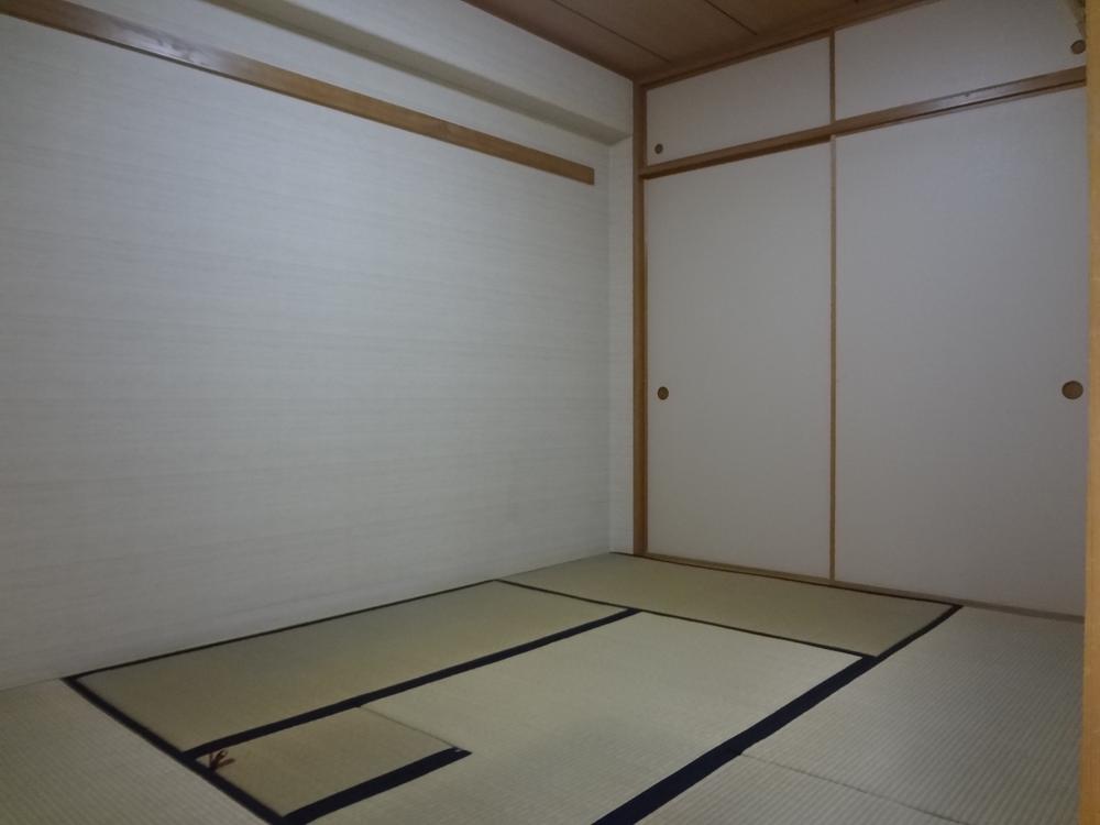 Non-living room. Indoor (June 2013) Shooting