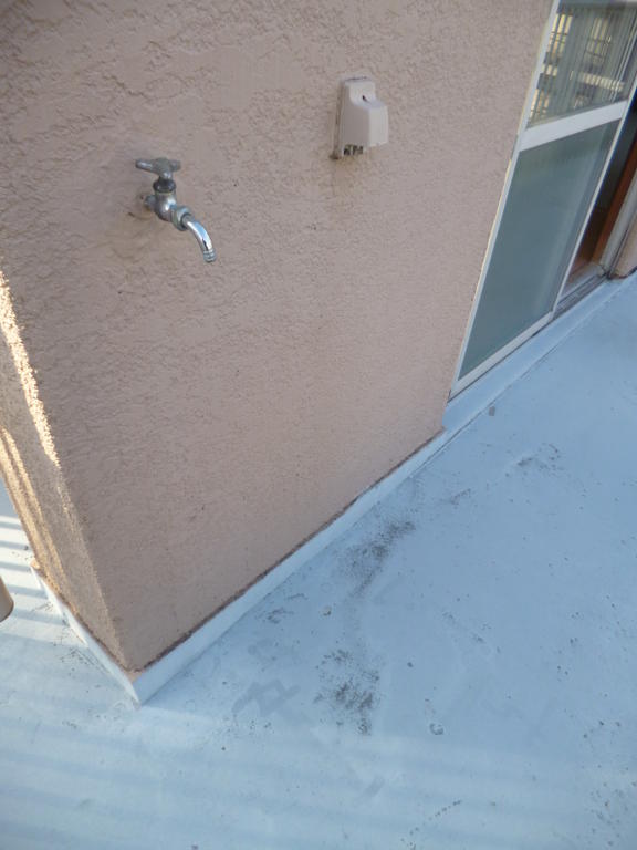Balcony. Laundry Area