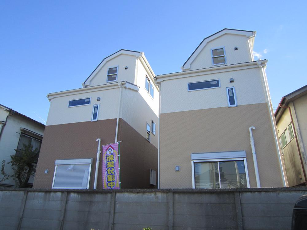 Local appearance photo. 12 pm Open House held afternoon weekend ~ Up to 30 minutes at 4,