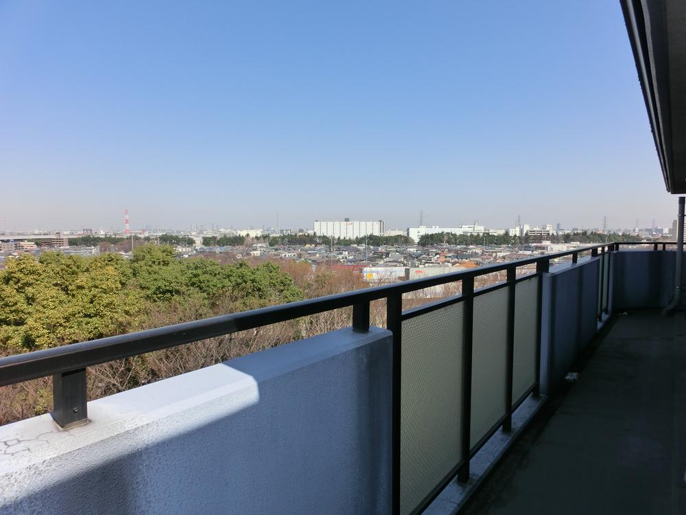 Balcony. Local (March 2013) Shooting