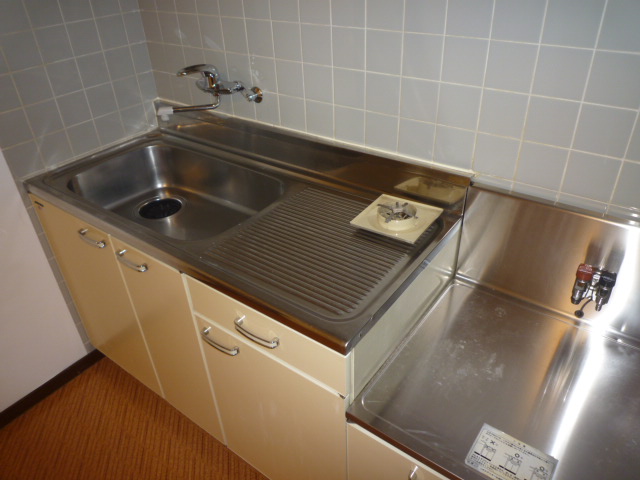 Kitchen. Two-burner gas stove installation Allowed