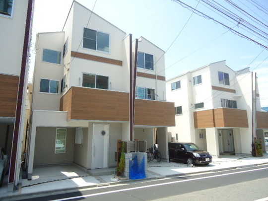 Local appearance photo