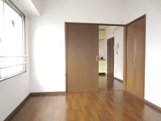 Living and room.  ☆ Living of the sun sun sun sun per good flooring ☆