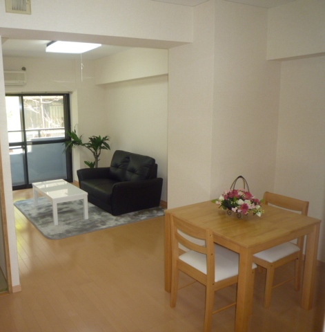 Other room space. Western style room ・ Another angle