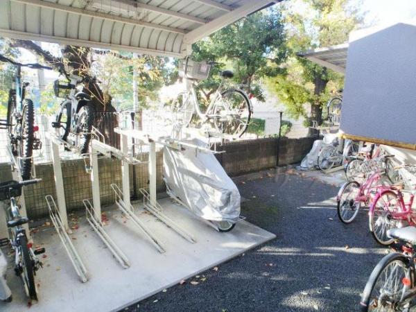 Other common areas. Communal area