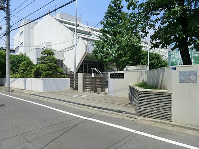 Junior high school. 644m until Itabashi Shimura fourth junior high school