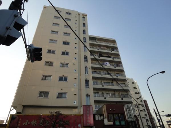 Local appearance photo. Local (11 May 2013) Shooting