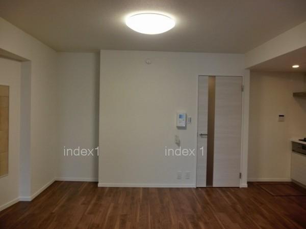 Living. Guests can relax spacious indoor quiet ☆