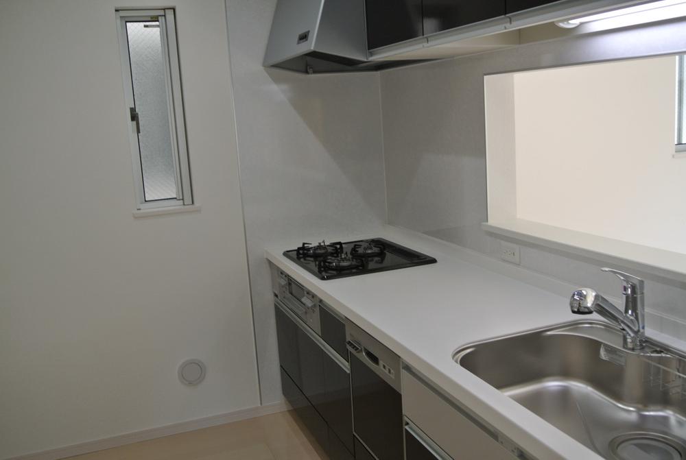 Same specifications photo (kitchen). Same specifications